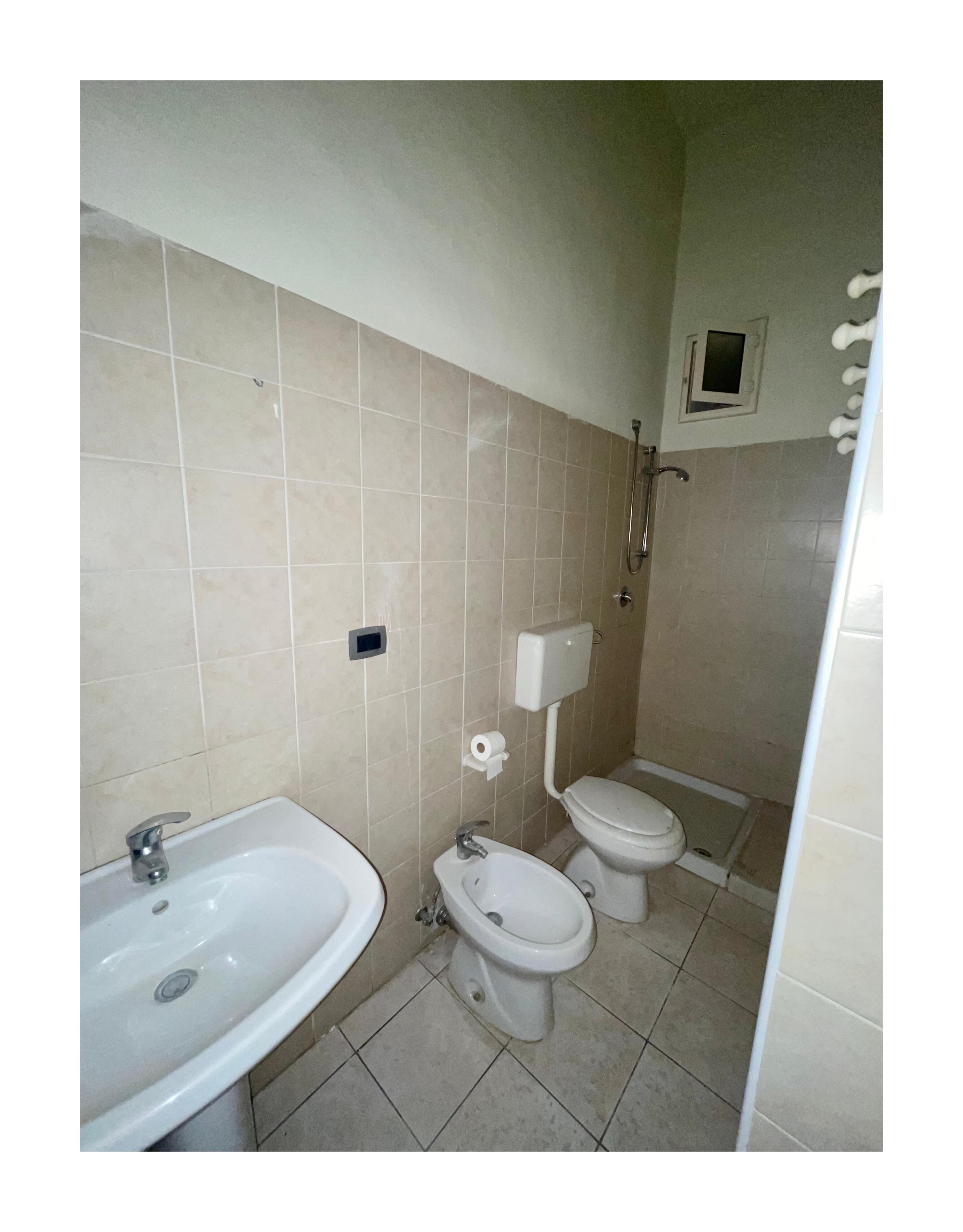 TRILOCALE: BAGNO