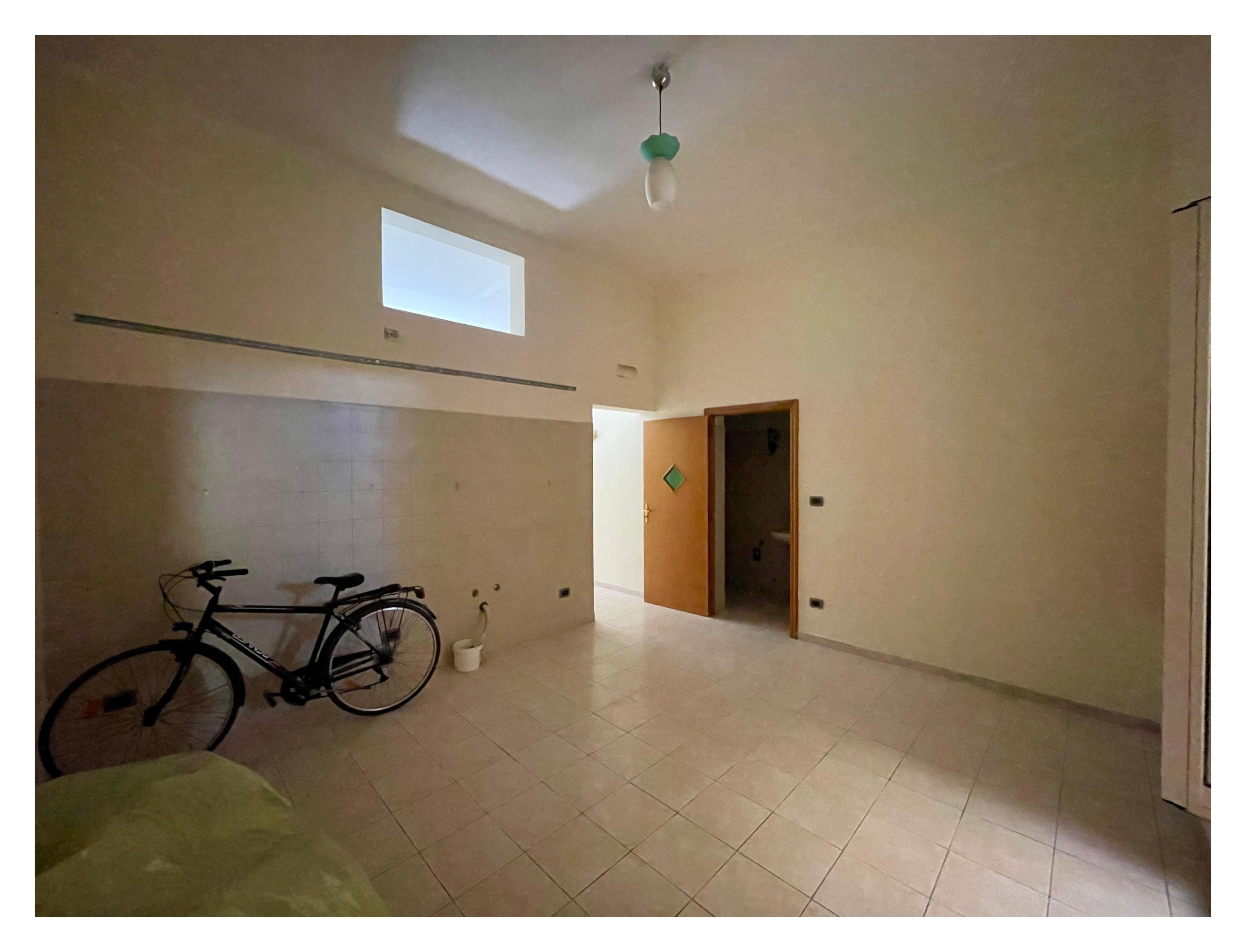 TRILOCALE: CUCINA ABITABILE
